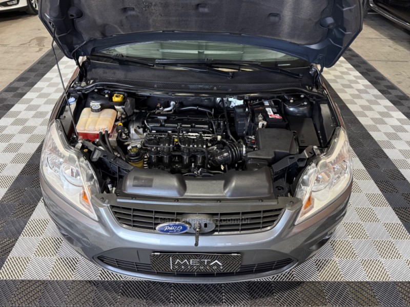 FOCUS 1.6 GLX 16V FLEX 4P MANUAL - 2011 - BENTO GONçALVES