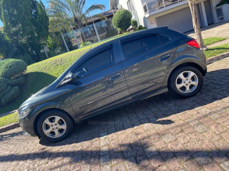 ONIX 1.4 MPFI LT 8V FLEX 4P MANUAL - 2019 - PORTO ALEGRE