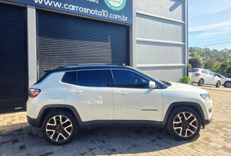 COMPASS 2.0 16V FLEX LIMITED AUTOMÁTICO - 2020 - LAJEADO