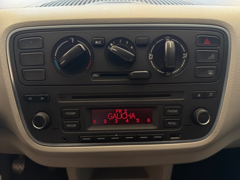 UP 1.0 MPI MOVE UP 12V FLEX 4P MANUAL - 2015 - CAXIAS DO SUL