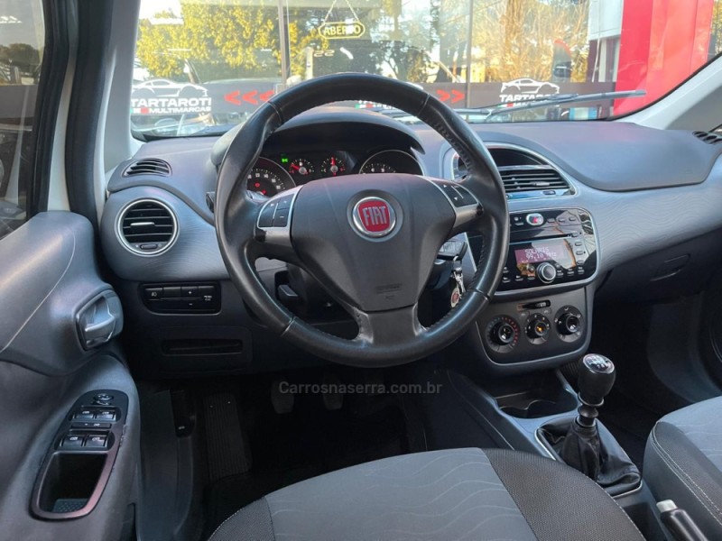 PUNTO 1.4 ATTRACTIVE ITALIA 8V FLEX 4P MANUAL - 2015 - CAXIAS DO SUL