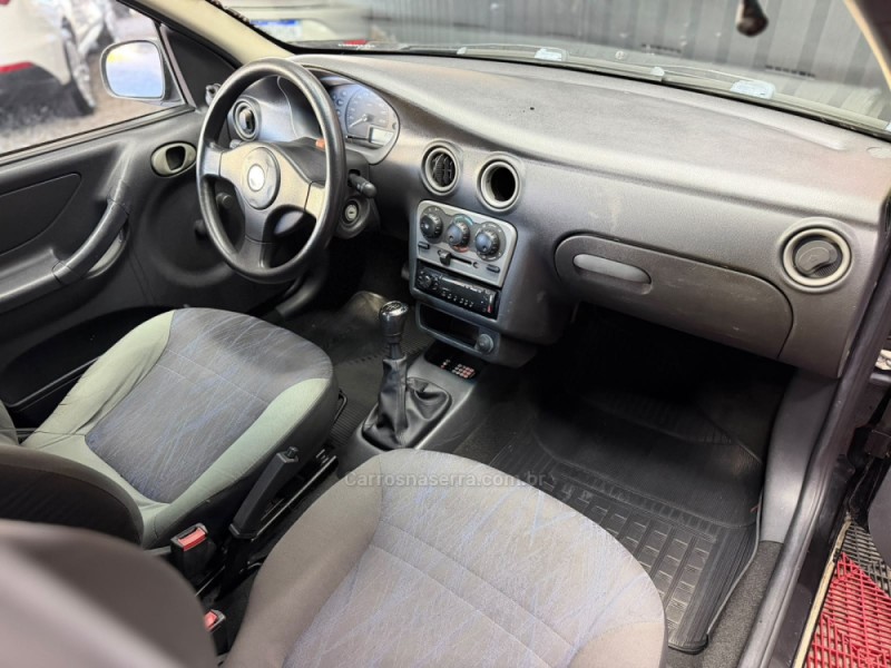 CELTA 1.0 MPFI SPIRIT 8V FLEX 4P MANUAL - 2005 - CAXIAS DO SUL