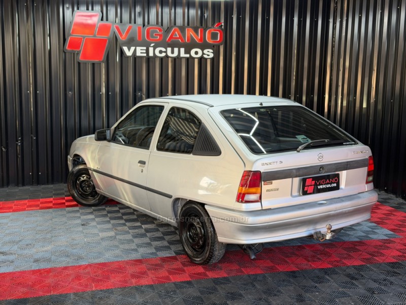 KADETT 2.0 EFI GL 8V GASOLINA 2P MANUAL - 1996 - CAXIAS DO SUL