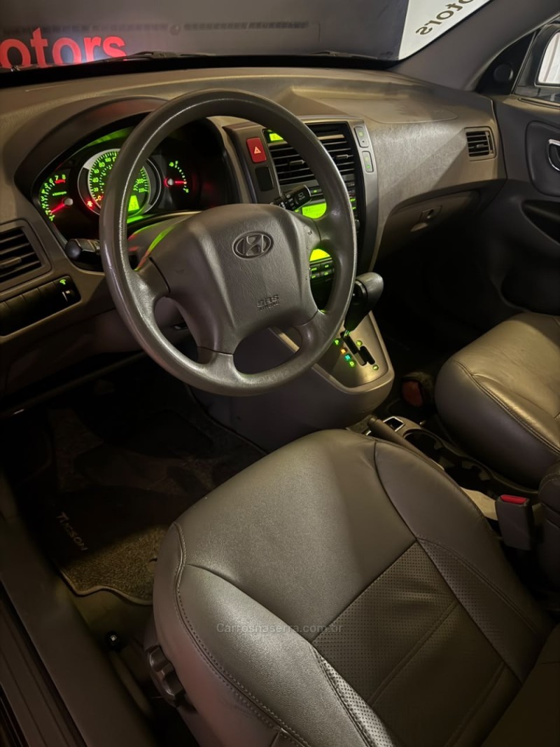 TUCSON 2.0 MPFI GLS 16V 143CV 2WD GASOLINA 4P AUTOMÁTICO - 2010 - NOVO HAMBURGO
