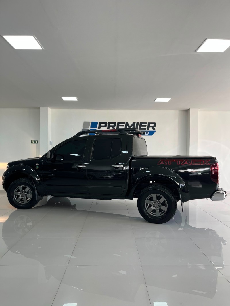 FRONTIER 2.5 SV ATTACK 10 ANOS 4X4 CD TURBO ELETRONIC DIESEL 4P MANUAL - 2013 - CAXIAS DO SUL