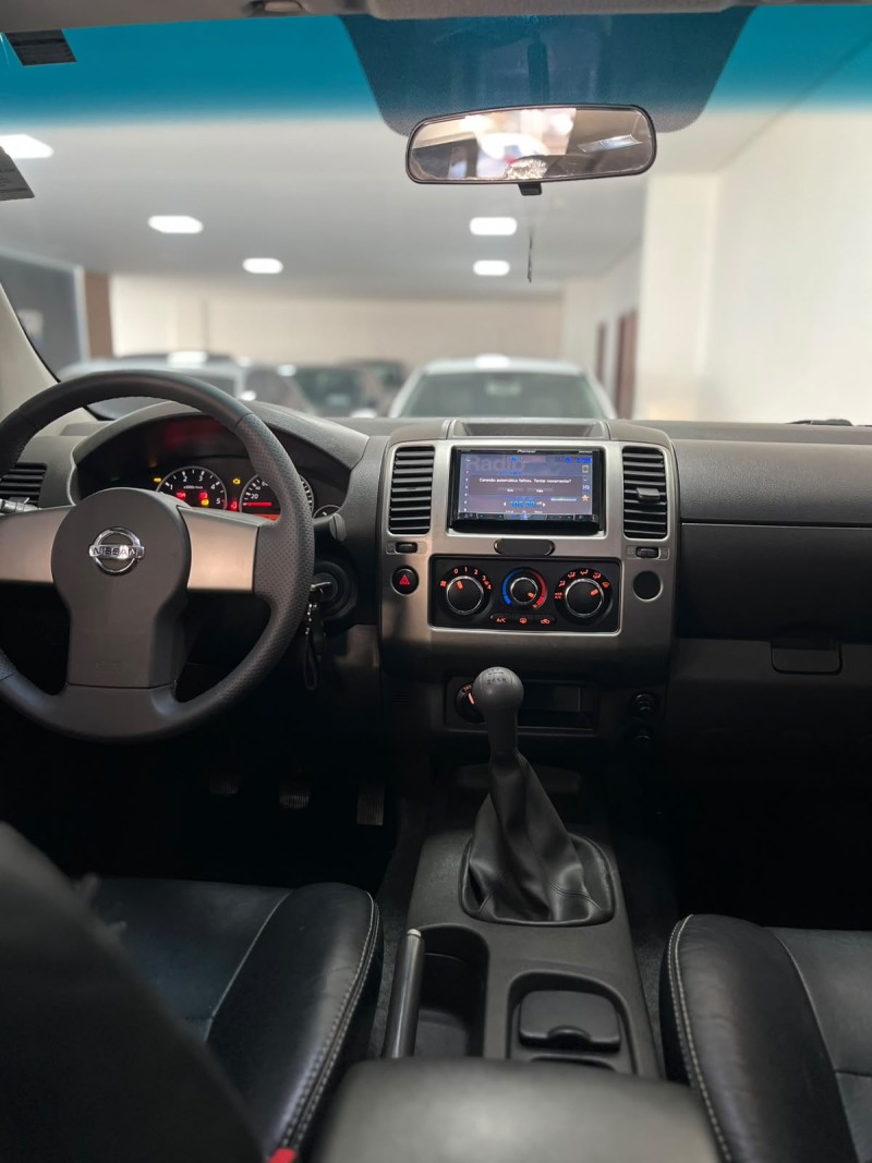 FRONTIER 2.5 SV ATTACK 10 ANOS 4X4 CD TURBO ELETRONIC DIESEL 4P MANUAL - 2013 - CAXIAS DO SUL