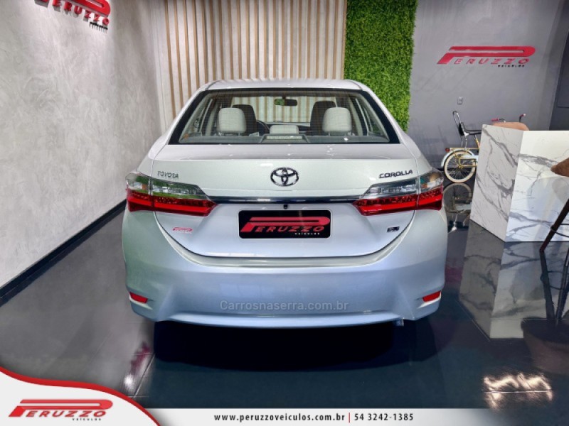 COROLLA 1.8 GLI 16V FLEX 4P AUTOMÁTICO - 2018 - NOVA PRATA