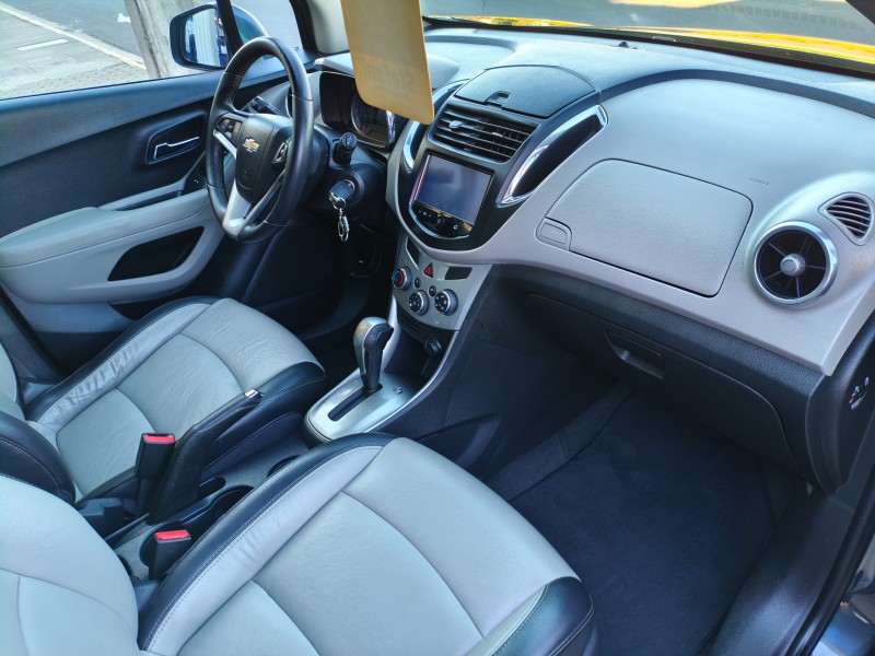 TRACKER 1.8 MPFI LTZ 4X2 16V FLEX 4P AUTOMÁTICO - 2014 - BOM PRINCíPIO