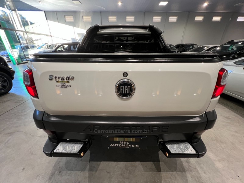 STRADA 1.8 MPI ADVENTURE CD 16V FLEX 3P MANUAL - 2018 - CAXIAS DO SUL