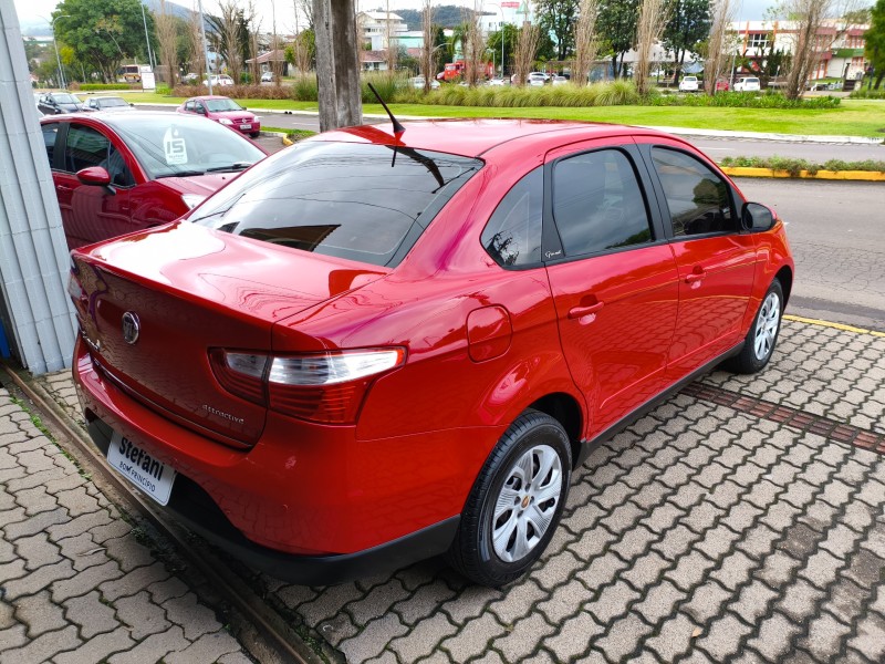 GRAND SIENA 1.4 MPI ATTRACTIVE 8V FLEX 4P MANUAL - 2015 - BOM PRINCíPIO