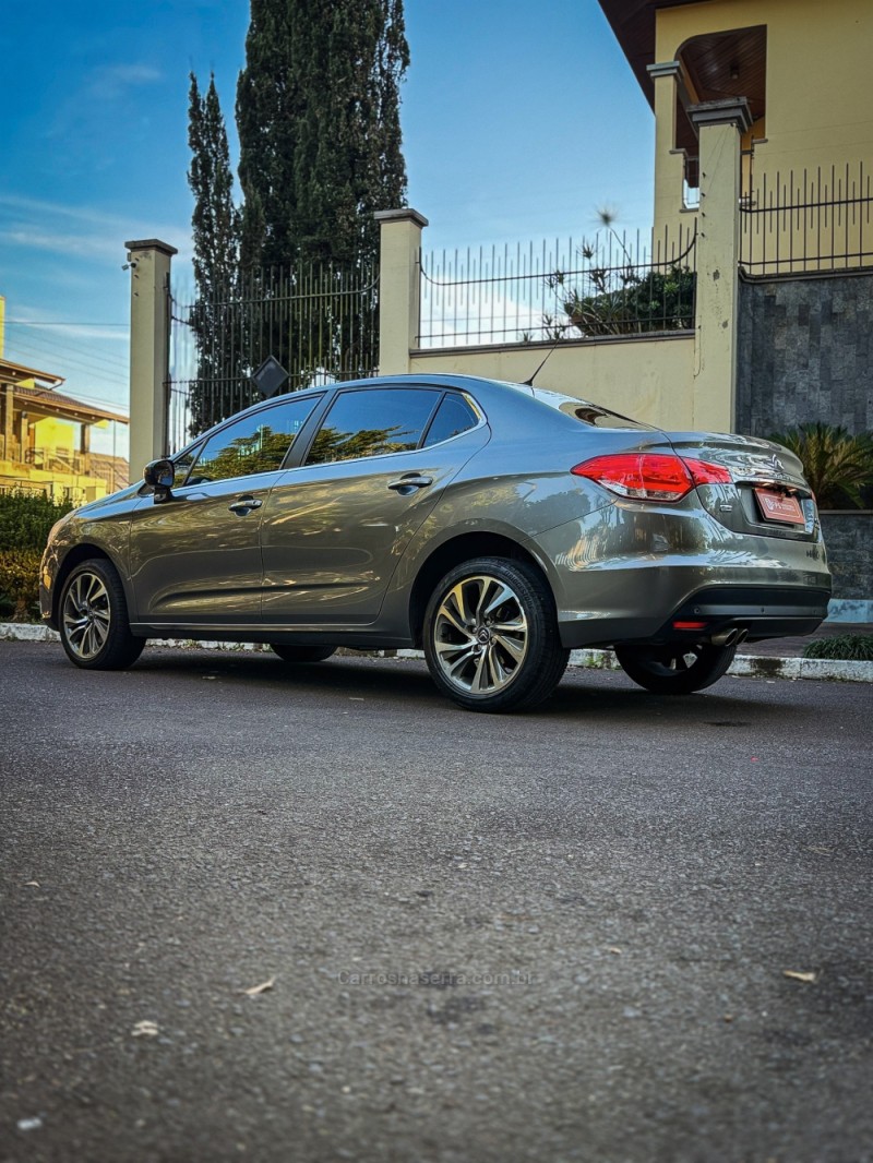C4 LOUNGE 1.6 EXCLUSIVE 16V TURBO FLEX 4P AUTOMÁTICO - 2016 - CANOAS