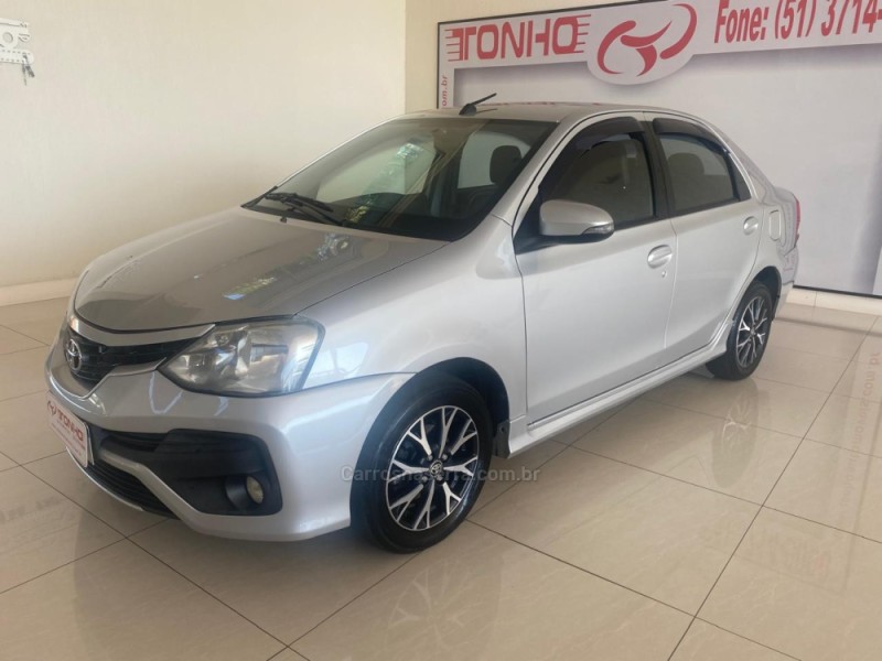 ETIOS 1.5 PLATINUM SEDAN 16V FLEX 4P AUTOMÁTICO - 2017 - LAJEADO