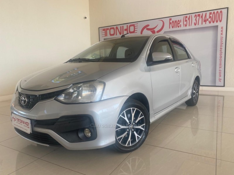 etios 1.5 platinum sedan 16v flex 4p automatico 2017 lajeado