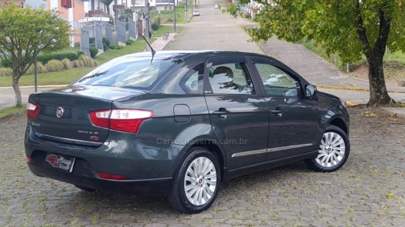 GRAND SIENA 1.6 MPI ESSENCE 16V FLEX 4P MANUAL - 2015 - CAXIAS DO SUL