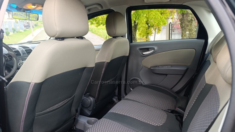 GRAND SIENA 1.6 MPI ESSENCE 16V FLEX 4P MANUAL - 2015 - CAXIAS DO SUL