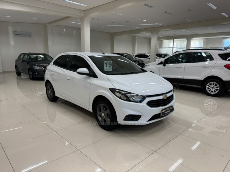 ONIX 1.4 MPFI LT 8V FLEX 4P MANUAL - 2019 - VERANóPOLIS