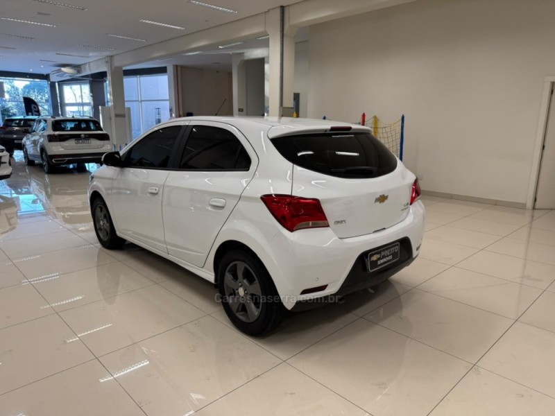 ONIX 1.4 MPFI LT 8V FLEX 4P MANUAL - 2019 - VERANóPOLIS
