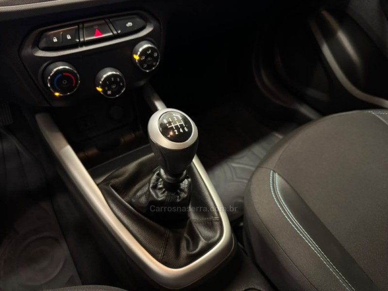 ONIX 1.4 MPFI LT 8V FLEX 4P MANUAL - 2019 - VERANóPOLIS