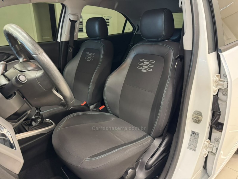 ONIX 1.4 MPFI LT 8V FLEX 4P MANUAL - 2019 - VERANóPOLIS
