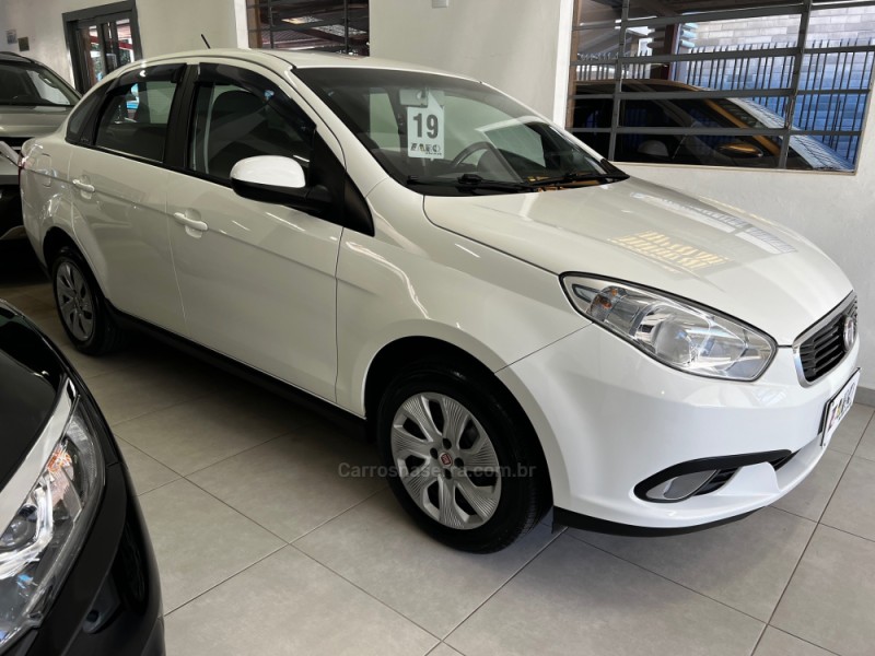 GRAND SIENA 1.4 MPI ATTRACTIVE 8V FLEX 4P MANUAL - 2019 - CARLOS BARBOSA