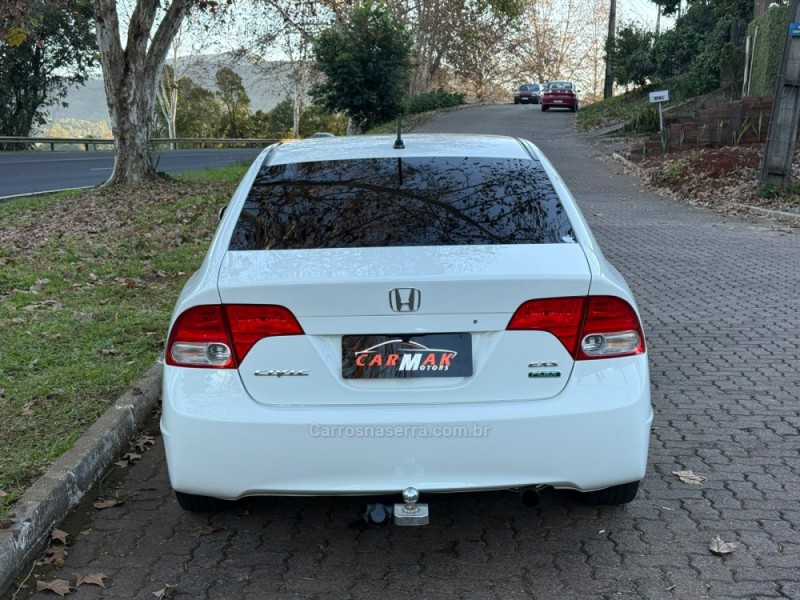 CIVIC 1.8 EXS 16V FLEX 4P AUTOMÁTICO - 2010 - DOIS IRMãOS