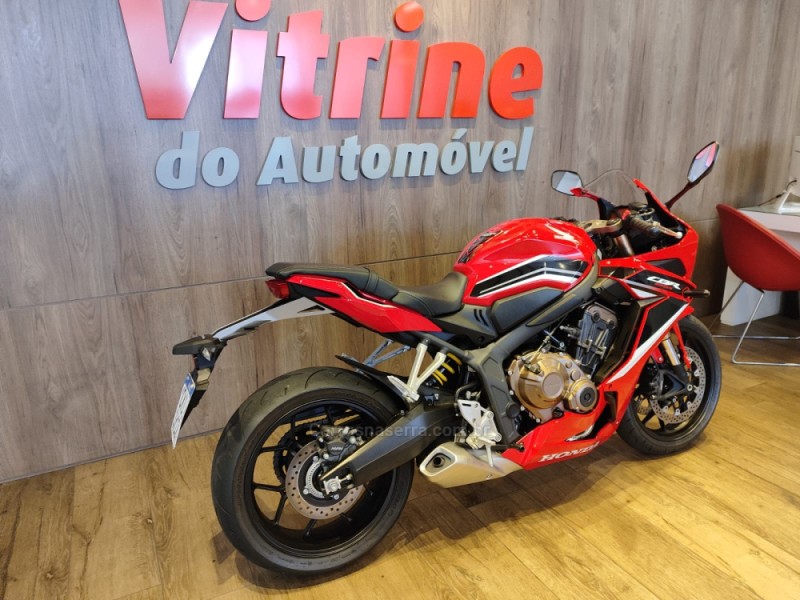CBR 650R  - 2022 - ERECHIM