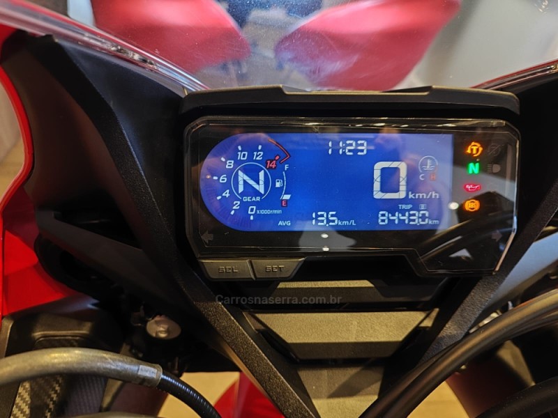CBR 650R  - 2022 - ERECHIM