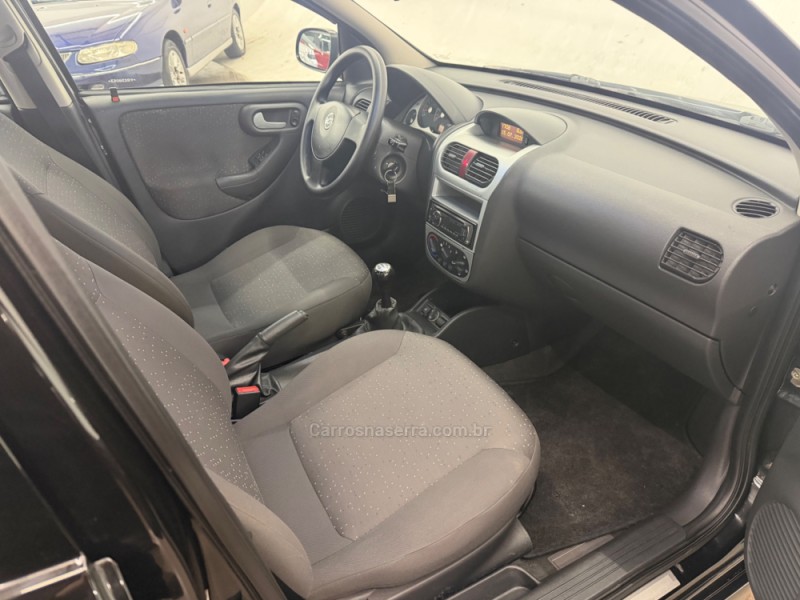 CORSA 1.4 MPFI PREMIUM 8V FLEX 4P MANUAL - 2009 - CAXIAS DO SUL