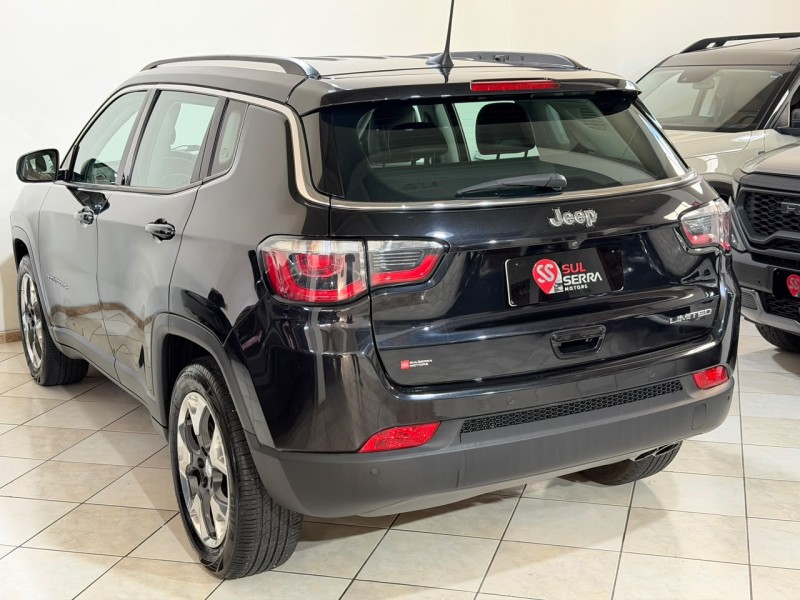 COMPASS 2.0 16V FLEX LIMITED AUTOMÁTICO - 2017 - CAXIAS DO SUL