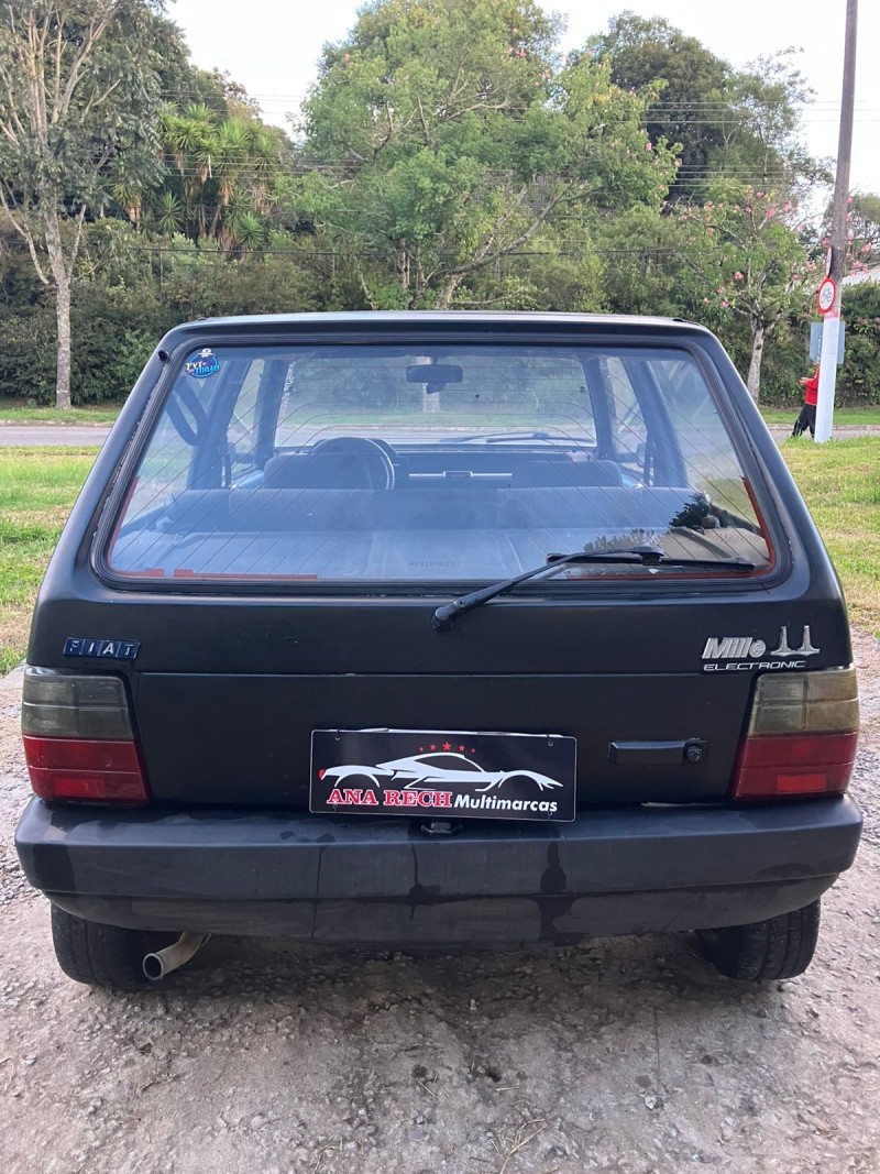 UNO 1.0 IE MILLE 8V GASOLINA 2P MANUAL - 1994 - CAXIAS DO SUL