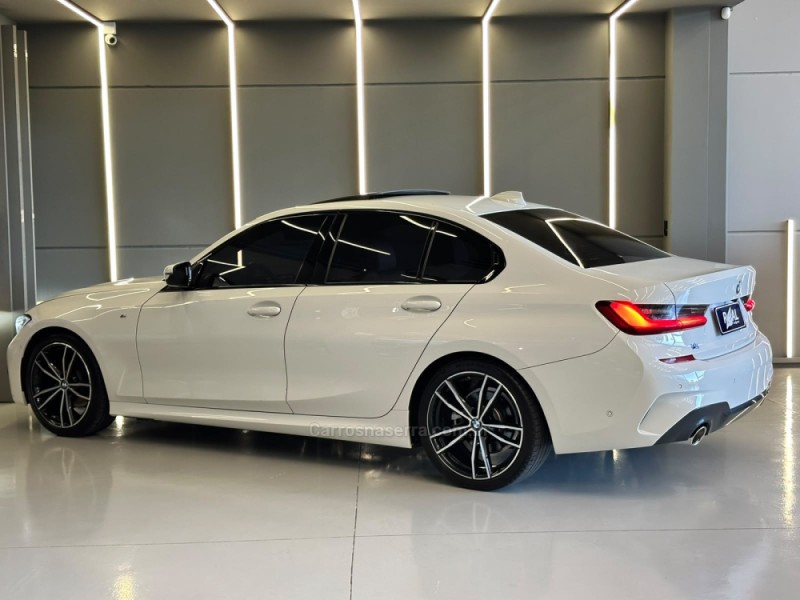 320I 2.0 M SPORT GP 16V TURBO ACTIVE FLEX 4P AUTOMÁTICO - 2022 - SAPIRANGA