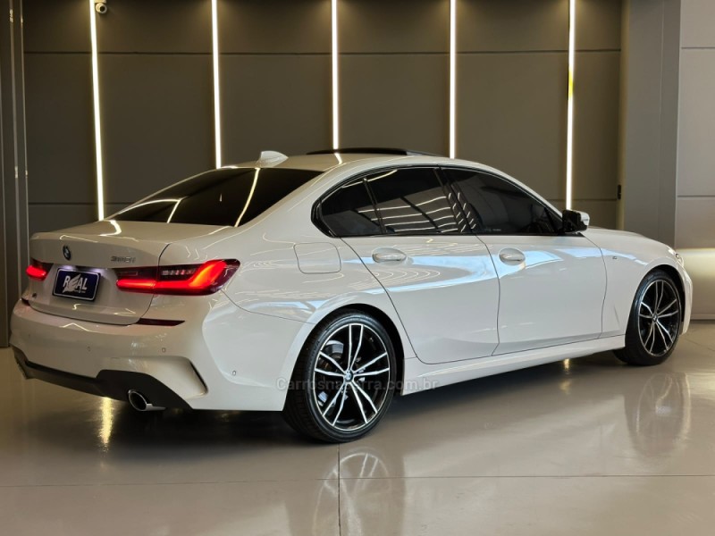 320I 2.0 M SPORT GP 16V TURBO ACTIVE FLEX 4P AUTOMÁTICO - 2022 - SAPIRANGA