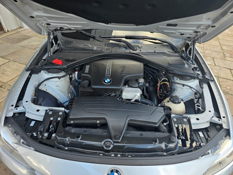 320I 2.0 SPORT 16V TURBO ACTIVE FLEX 4P AUTOMÁTICO - 2014 - FARROUPILHA