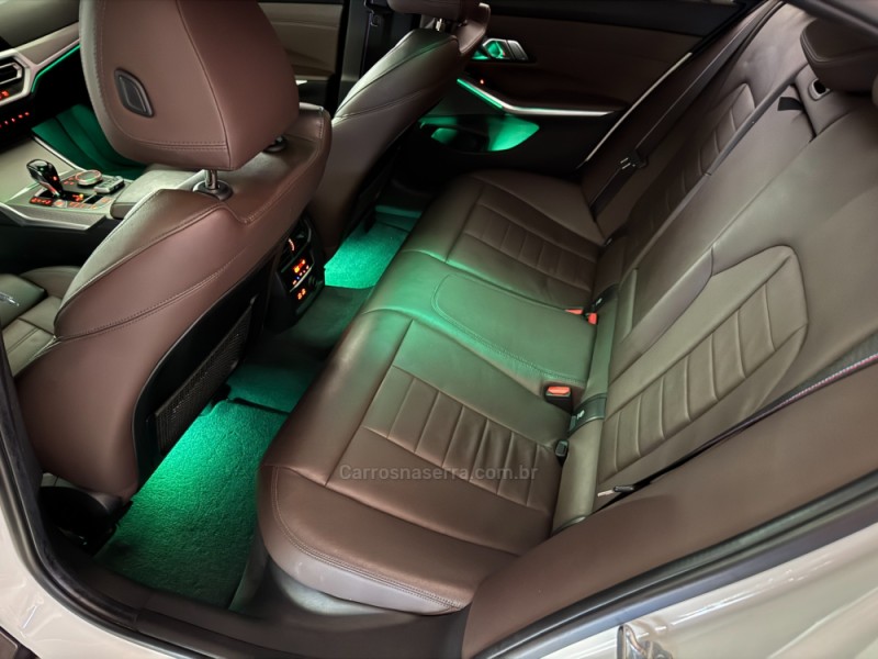 330I 2.0 M SPORT 16V GASOLINA 4P AUTOMÁTICO - 2020 - CAXIAS DO SUL