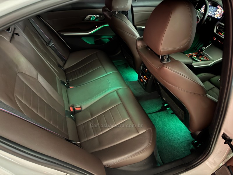 330I 2.0 M SPORT 16V GASOLINA 4P AUTOMÁTICO - 2020 - CAXIAS DO SUL