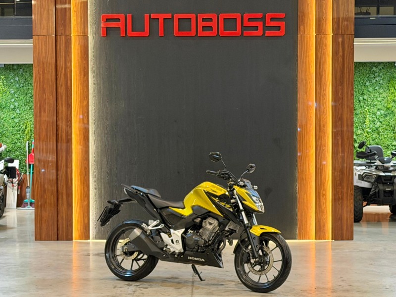 CB 300F TWISTER ABS - 2023 - NOVO HAMBURGO