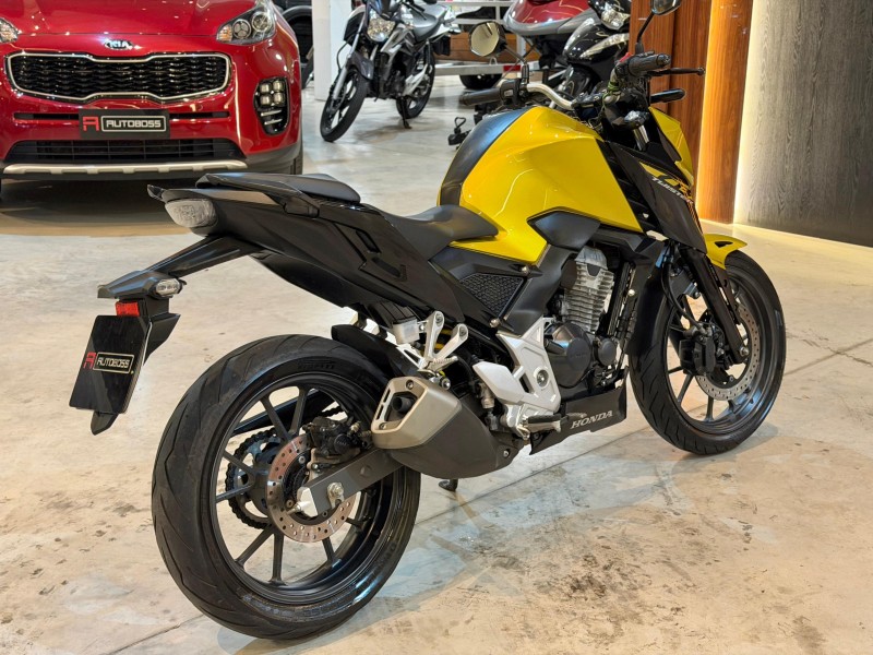 CB 300F TWISTER ABS - 2023 - NOVO HAMBURGO