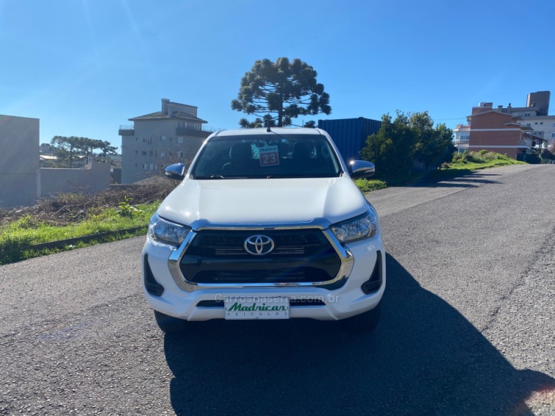 HILUX 2.8 4X4 CD 8V DIESEL 4P MANUAL - 2023 - FLORES DA CUNHA