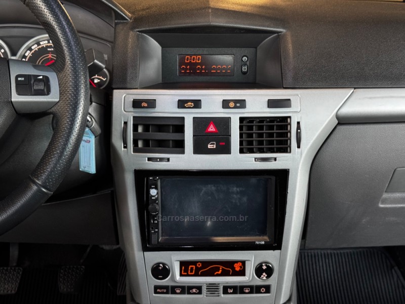 VECTRA 2.0 MPFI ELEGANCE 8V FLEX 4P MANUAL - 2010 - DOIS IRMãOS