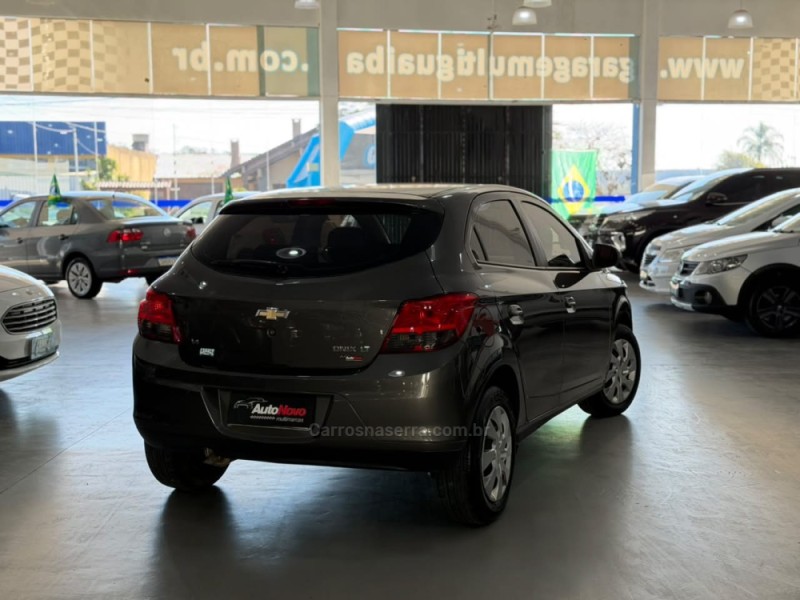 ONIX 1.4 MPFI LT 8V FLEX 4P MANUAL - 2015 - VACARIA