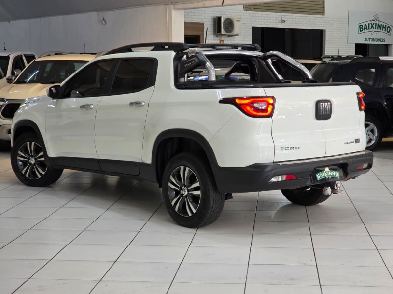 TORO 2.0 16V TURBO DIESEL FREEDOM 4WD AT9 AUTOMÁTICO - 2022 - SAPUCAIA DO SUL