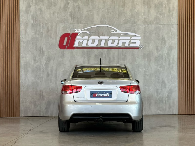 CERATO 1.6 E.221 SEDAN 16V GASOLINA 4P AUTOMÁTICO - 2010 - NOVO HAMBURGO