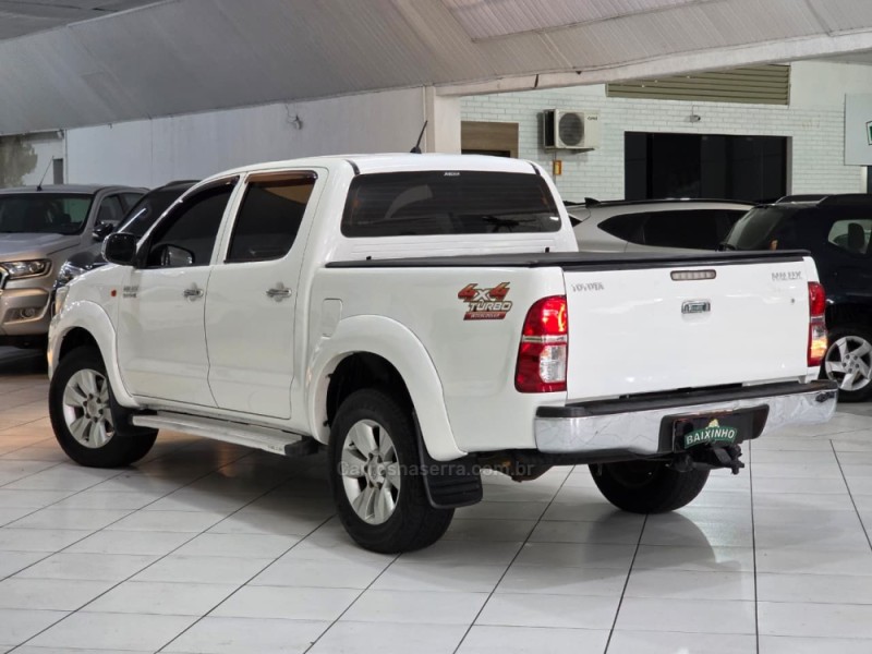 HILUX 2.8 4X4 CD 8V DIESEL 4P MANUAL - 2015 - SAPUCAIA DO SUL