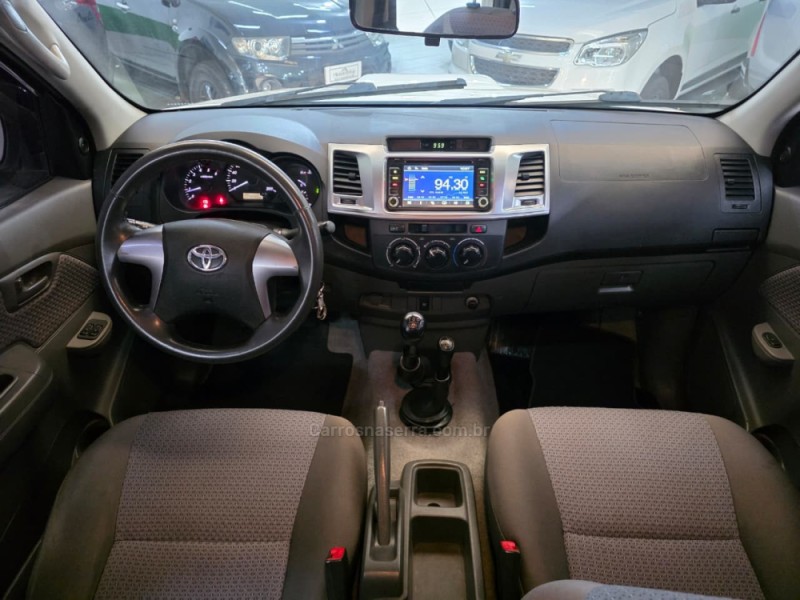 HILUX 2.8 4X4 CD 8V DIESEL 4P MANUAL - 2015 - SAPUCAIA DO SUL