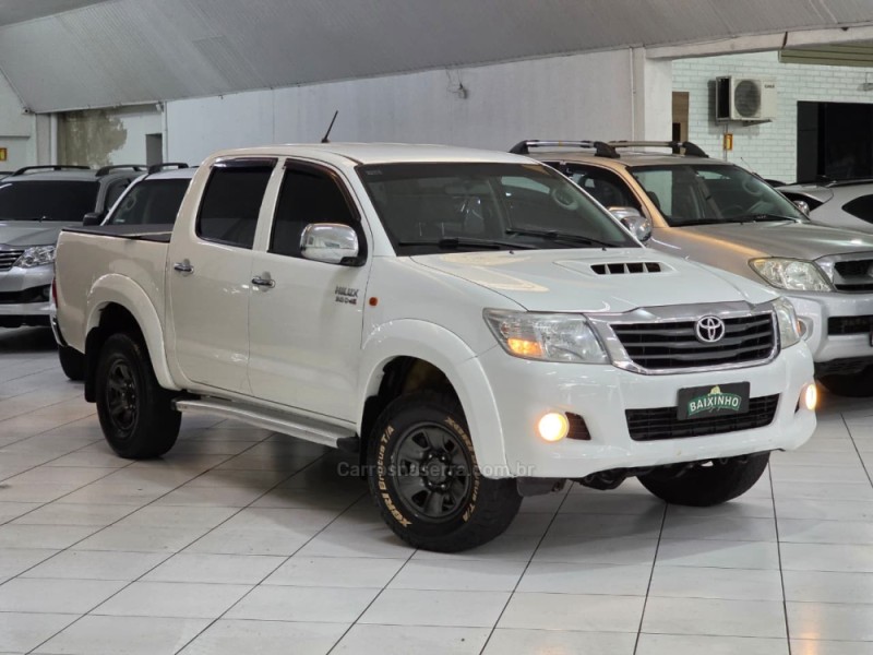 HILUX 2.8 4X4 CD 8V DIESEL 4P MANUAL - 2015 - SAPUCAIA DO SUL