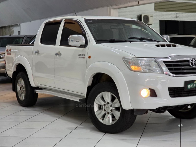 HILUX 2.8 4X4 CD 8V DIESEL 4P MANUAL - 2015 - SAPUCAIA DO SUL