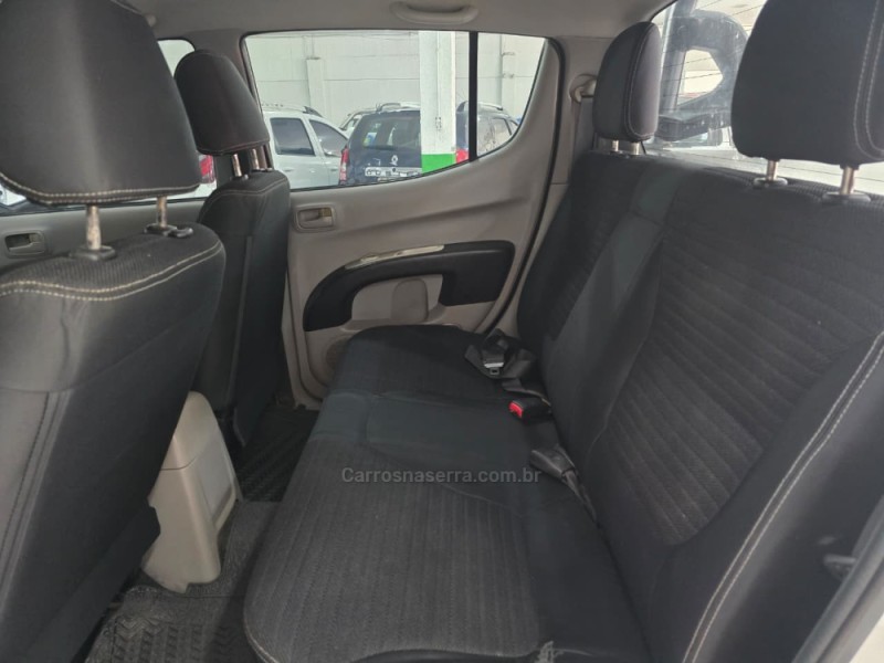 L200 TRITON 2.4 HLS 4X2 CD 16V FLEX 4P MANUAL - 2013 - SAPUCAIA DO SUL