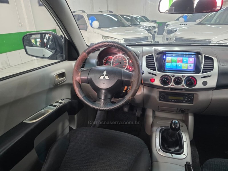 L200 TRITON 2.4 HLS 4X2 CD 16V FLEX 4P MANUAL - 2013 - SAPUCAIA DO SUL