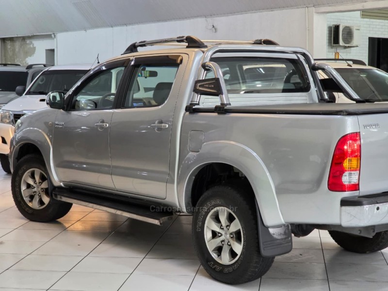 HILUX 2.7 SR 4X2 CD 16V GASOLINA 4P MANUAL - 2010 - SAPUCAIA DO SUL