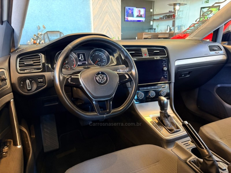 GOLF 1.6 MSI COMFORTLINE 16V TOTAL FLEX 4P TIPTRONIC - 2016 - CAMPO BOM
